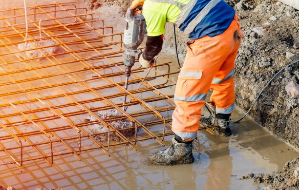 Best Concrete Flooring Contractor  in Oakdale, PA